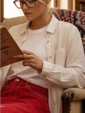 Simply Sweet — This Simply Noelle Light &Airy Sexy Snap-Front Shirt Is A Dream!